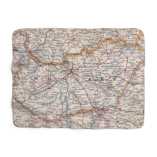 Hungary Sherpa Fleece Blanket – Vintage Map Throw | Cozy Travel-Inspired Home Décor