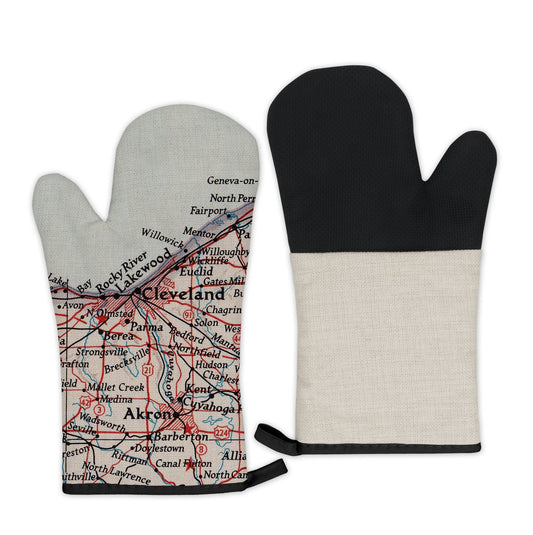 Cleveland, Ohio Map Oven Mitt | Vintage-Inspired Kitchen Gift