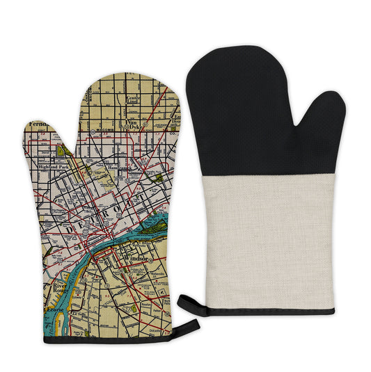 Detroit Michigan Vintage Map Oven Mitt | Motor City Kitchen Gift | Detroit Cooking Gift | Historic Map Kitchen Decor