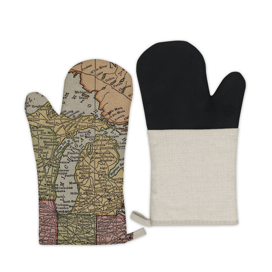 Michigan Map Oven Mitt | Vintage Michigan Kitchen Decor | Great Lakes Travel Home Accent