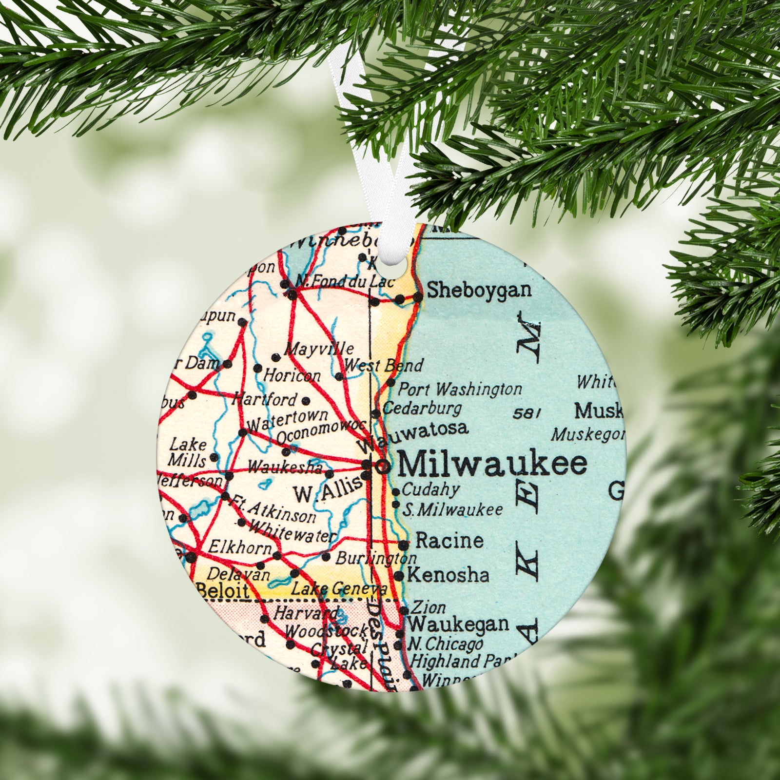 Milwaukee Wisconsin Vintage Map Ornament