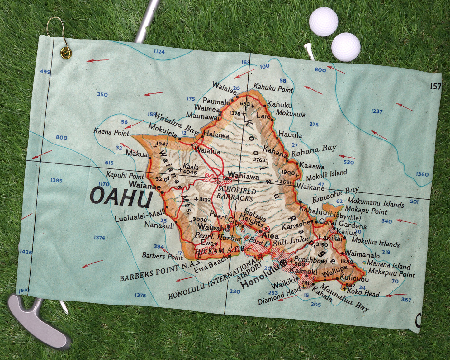 Oahu Hawaii golf towel primary image