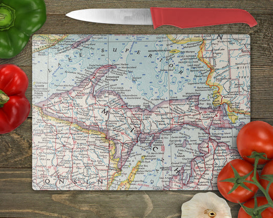 Upper Peninsula Michigan Map Cutting Board | Travel Gift | Kitchen Decor