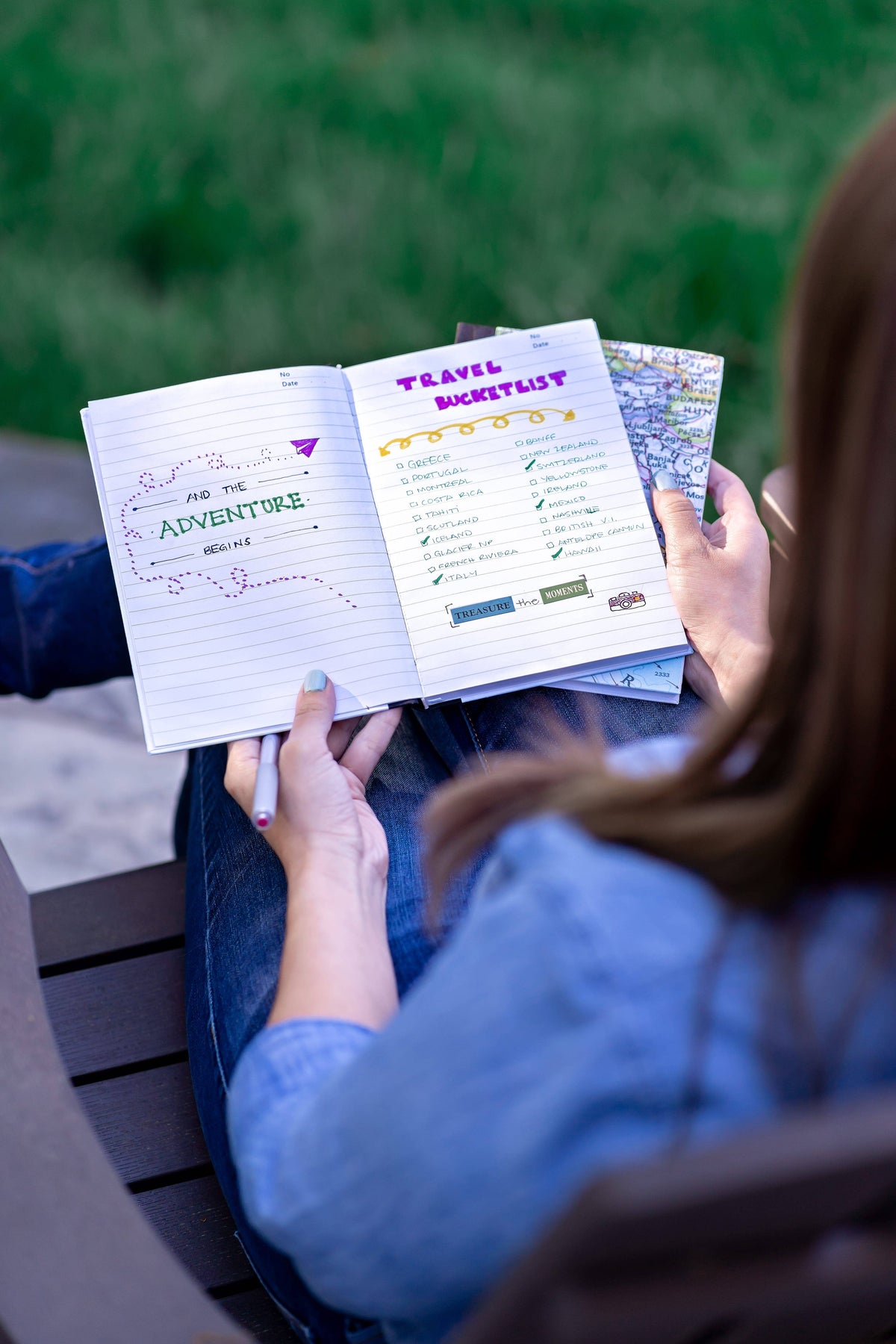 Travel bucket list in the map journal